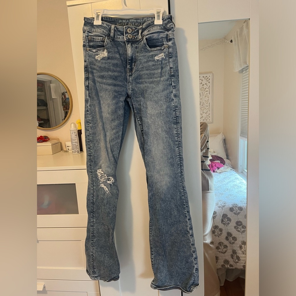 American Eagle Outfitters Distressed Jeans